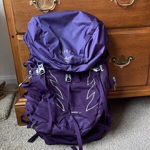 Osprey Tempest 30 in Rich Purple